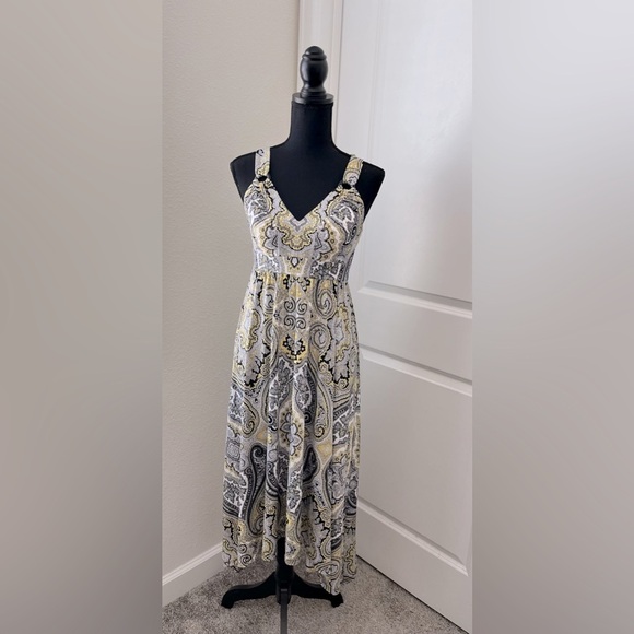 INC mid strap size small - Picture 3 of 8